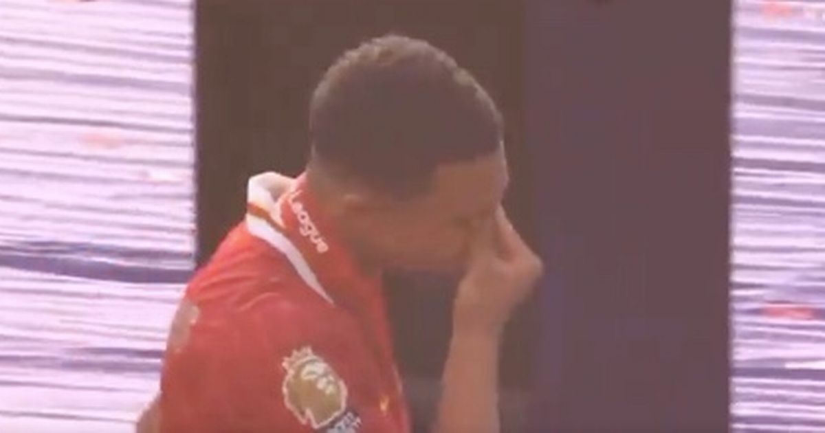 Trent Alexander-Arnold remporte la Premier League avec Liverpool