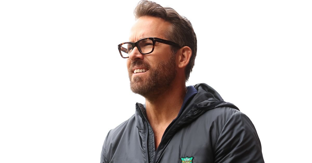 Wrexham vise Tom Cairney - l-avenir du capitaine de Fulham