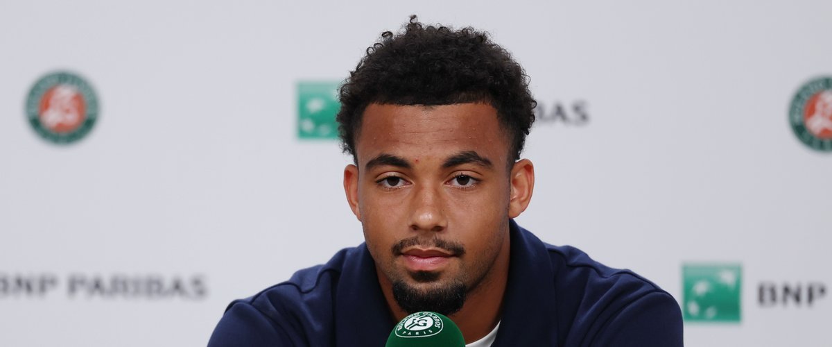 Arthur Fils forfait à Roland-Garros : blessure et incertitude pour Wimbledon
