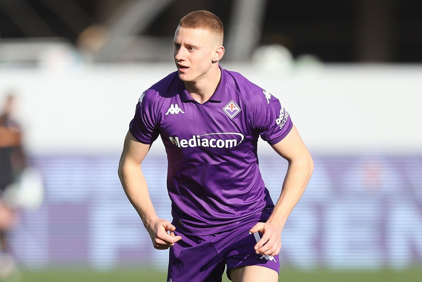 Pietro Comuzzo en action pour la Fiorentina