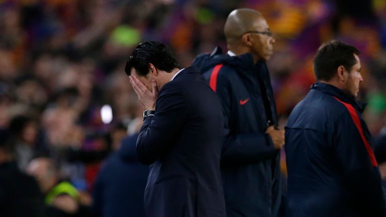 Unai Emery déçu à la fin du match PSG-Barcelone