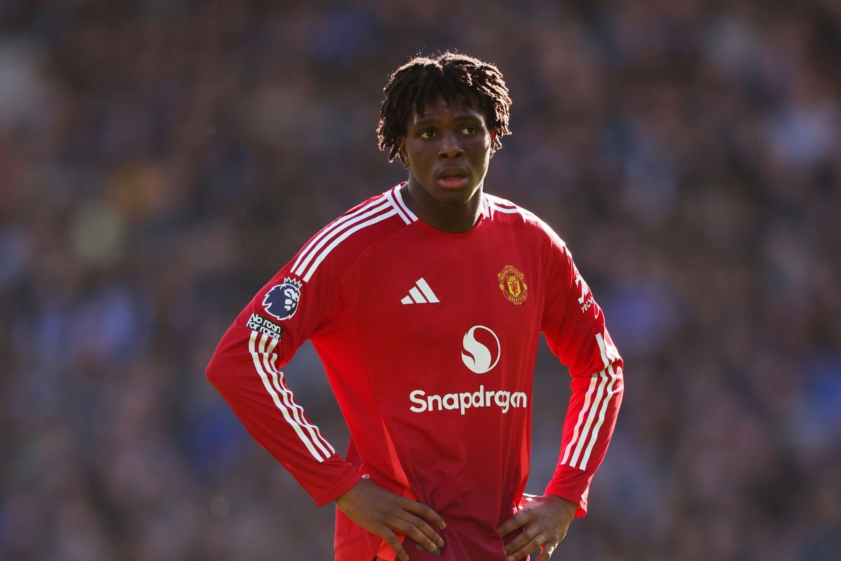 Patrick Dorgu lors du match entre Everton et Manchester United