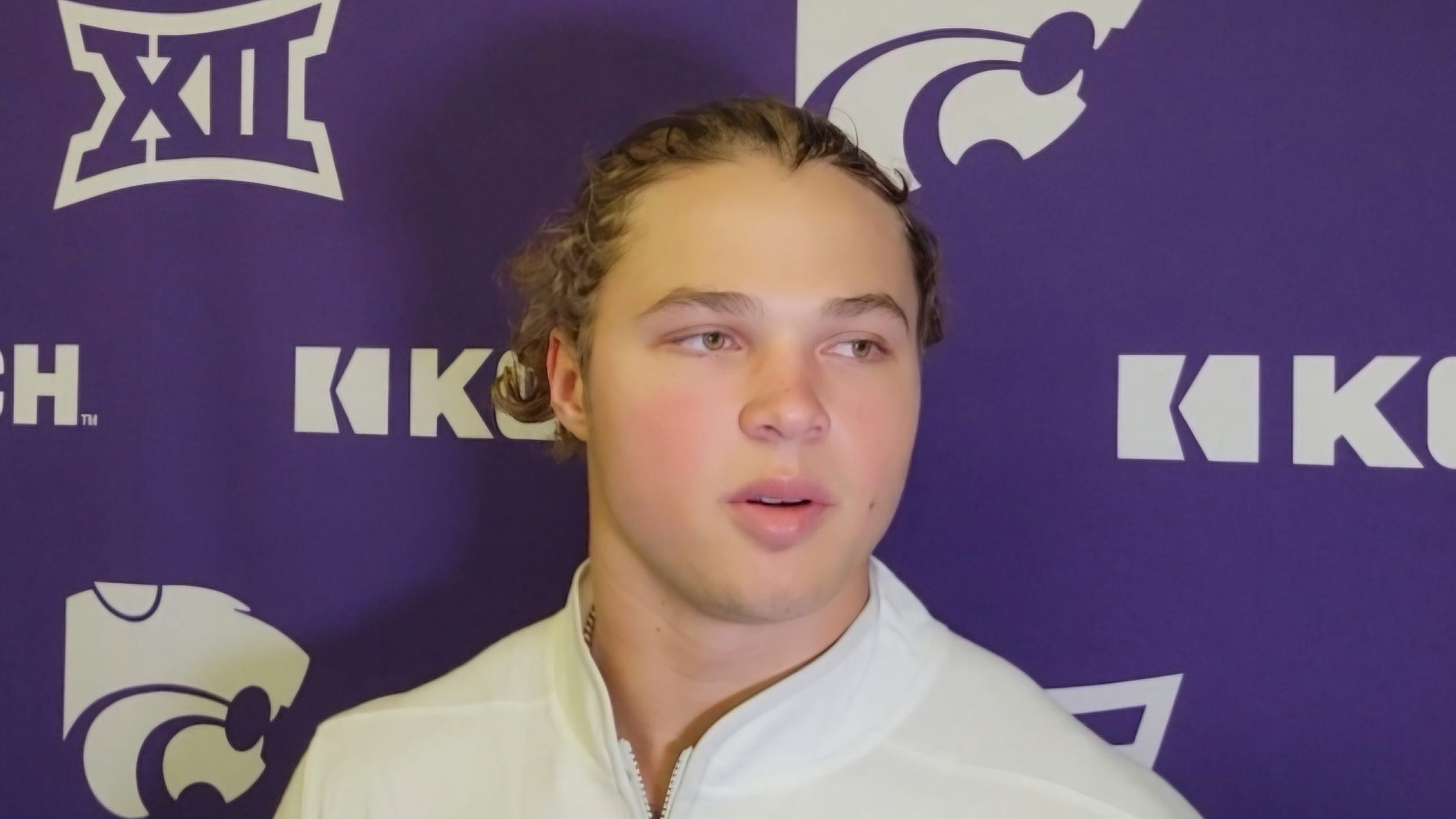 Avery Johnson durant le premier entraînement de printemps de Kansas State