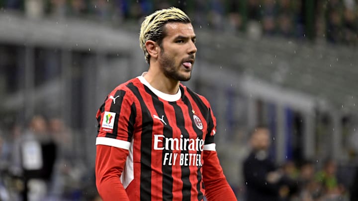 Theo Hernandez a longtemps été lié à un retour au Real Madrid