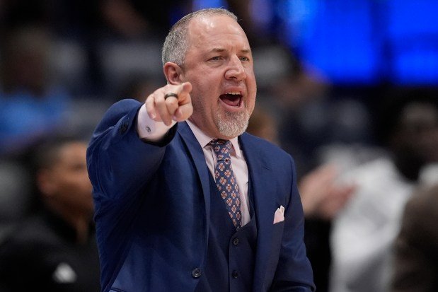 Buzz Williams lors d’un match avec Texas A&M