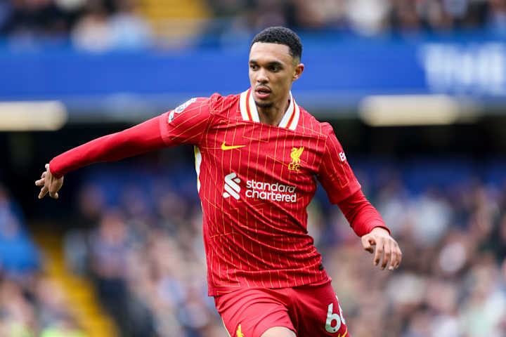 Trent Alexander-Arnold de retour dans l'équipe de départ de Liverpool