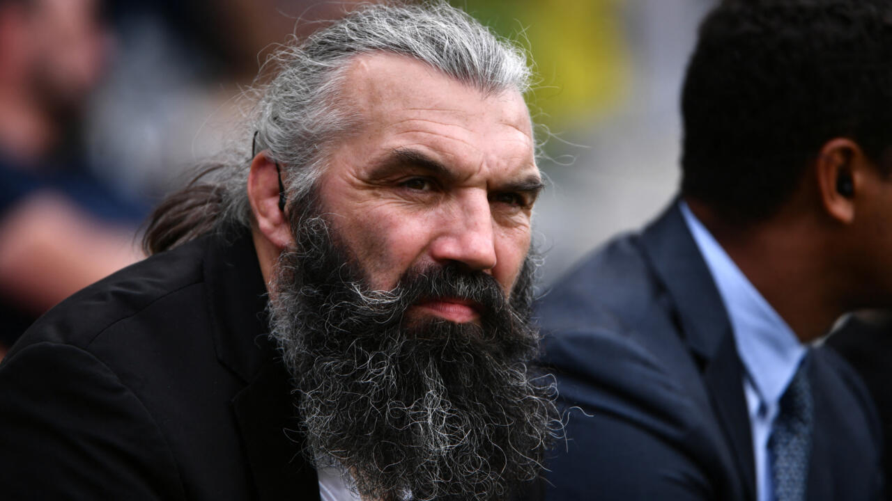 L'ancien deuxième-ligne Sébastien Chabal assiste le 10 juin 2023 à une demi-finale du Top 14.