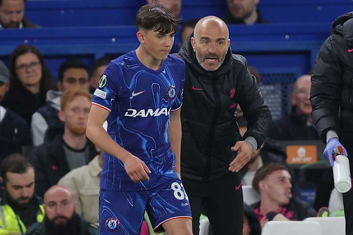 Reggie Walsh sous les yeux d'Enzo Maresca