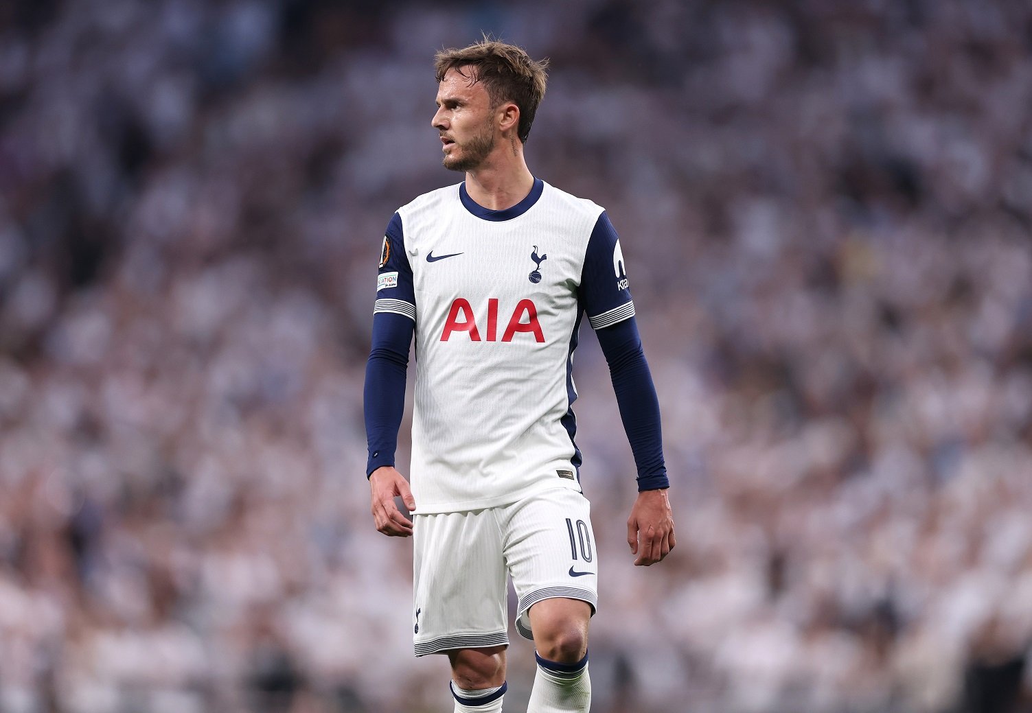 James Maddison en action avec Tottenham