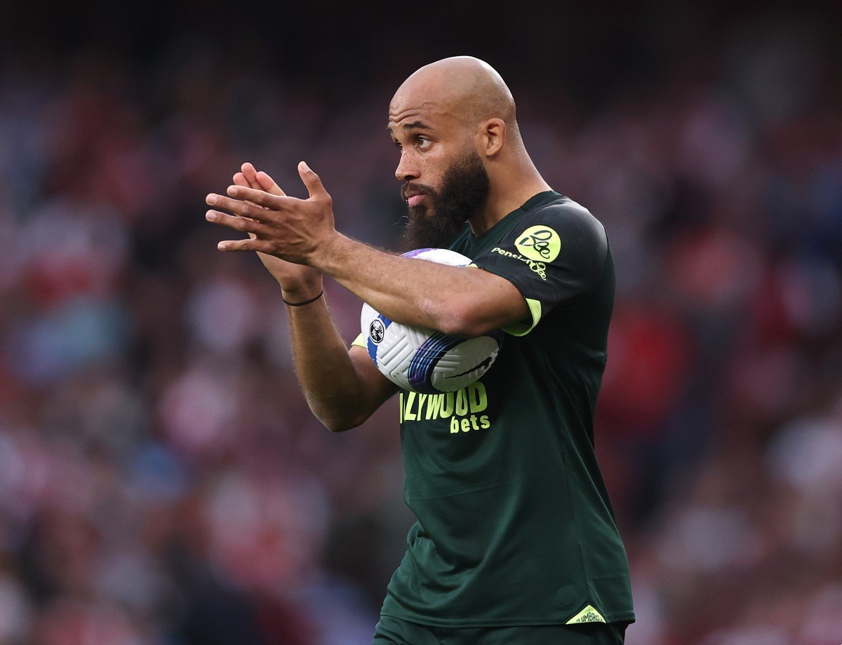 Bryan Mbeumo en action avec Brentford face à Arsenal