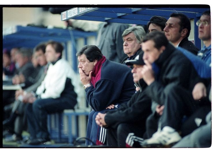 Michel Mézy et Louis Nicollin ont le masque en cette année 2000 : Montpellier ne parvient pas à remonter la pente.