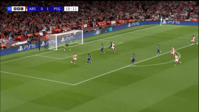 Séquence de l'arrêt de Donnarumma face à Leandro Trossard