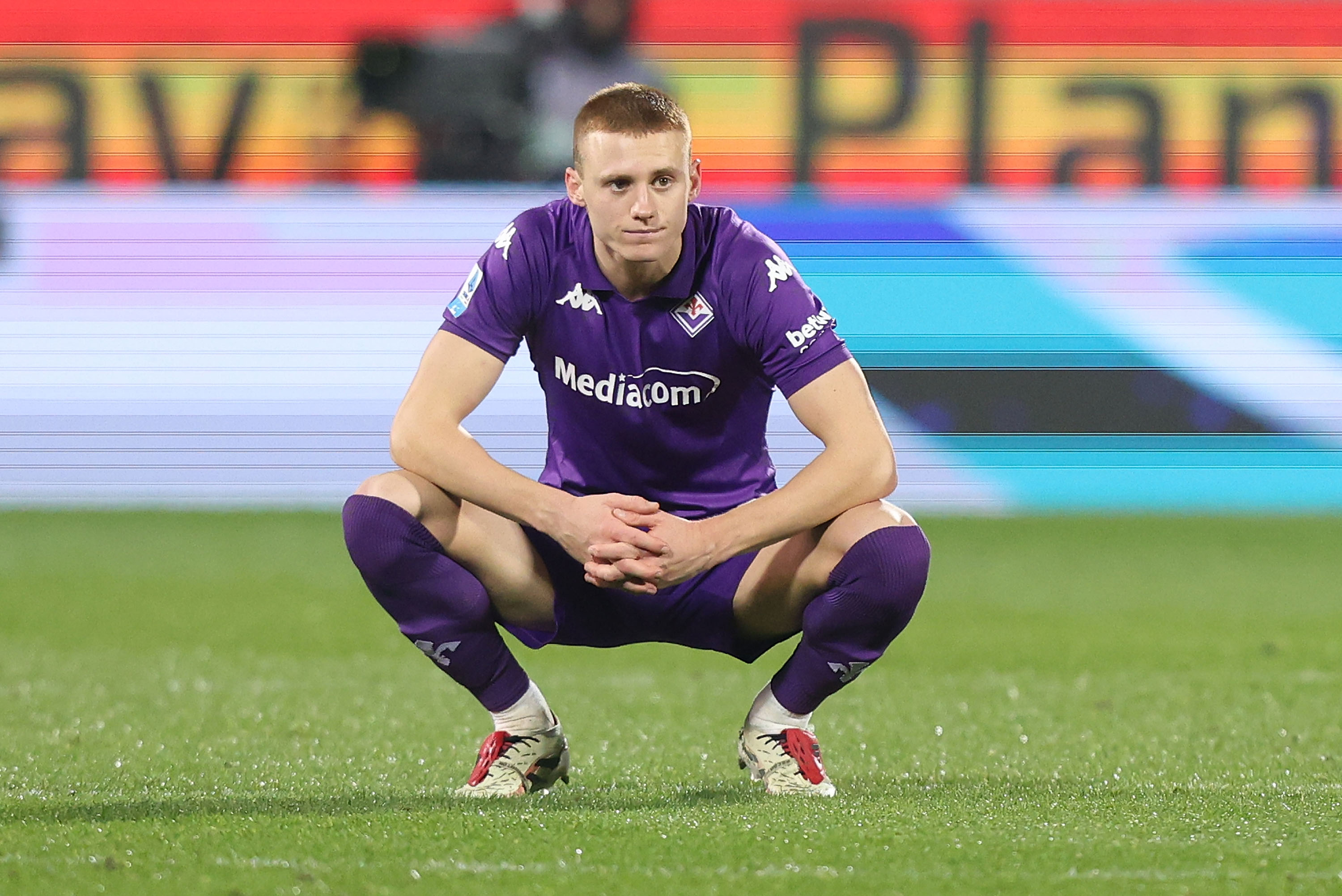 Pietro Comuzzo lors d'un match de Serie A entre la Fiorentina et Naples