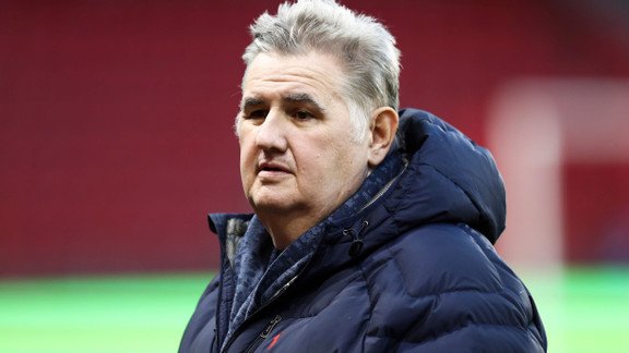 Pierre Ménès critique les accusations contre le PSG