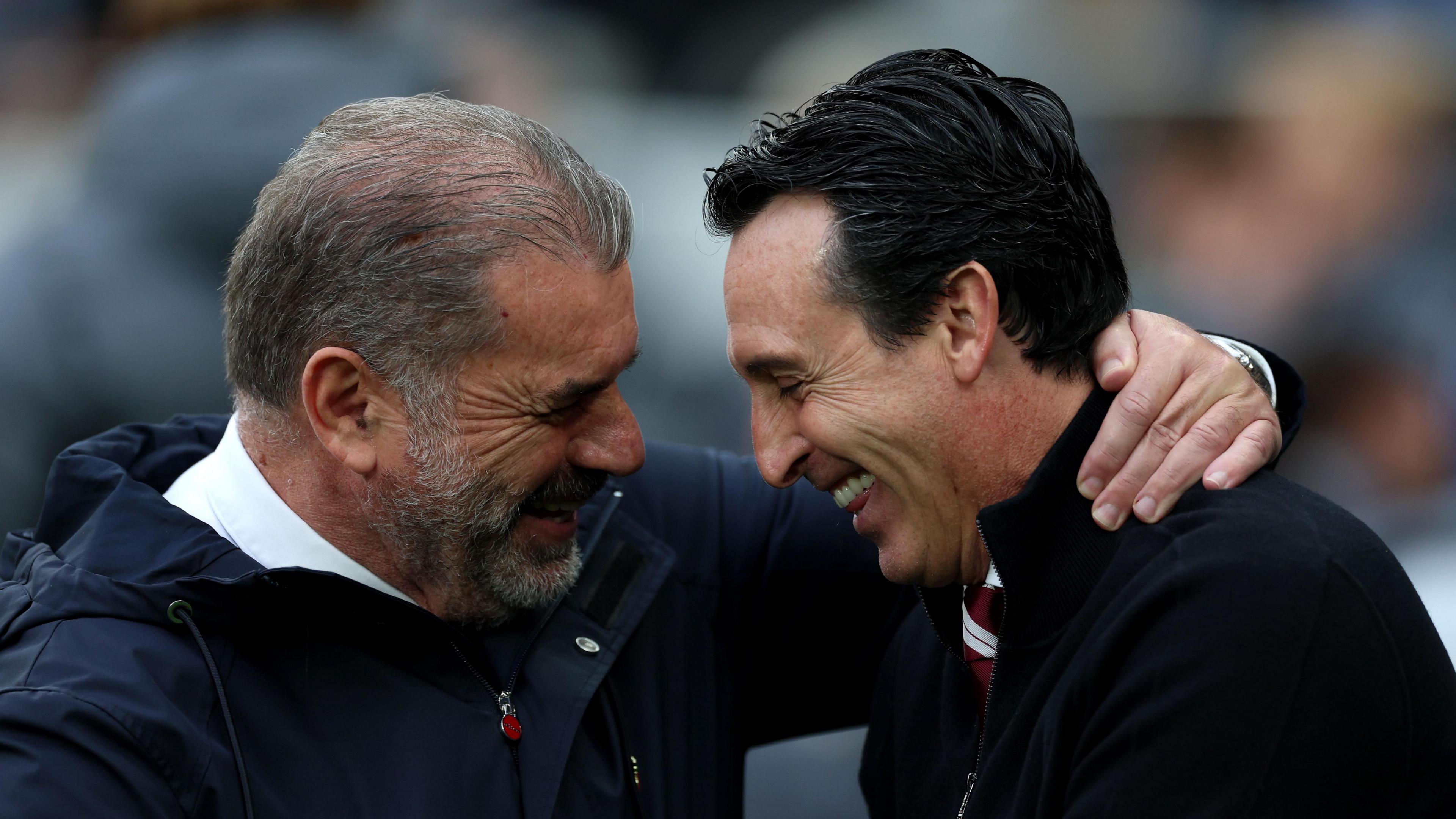 Ange Postecoglou entraîneur de Tottenham et Unai Emery d'Aston Villa