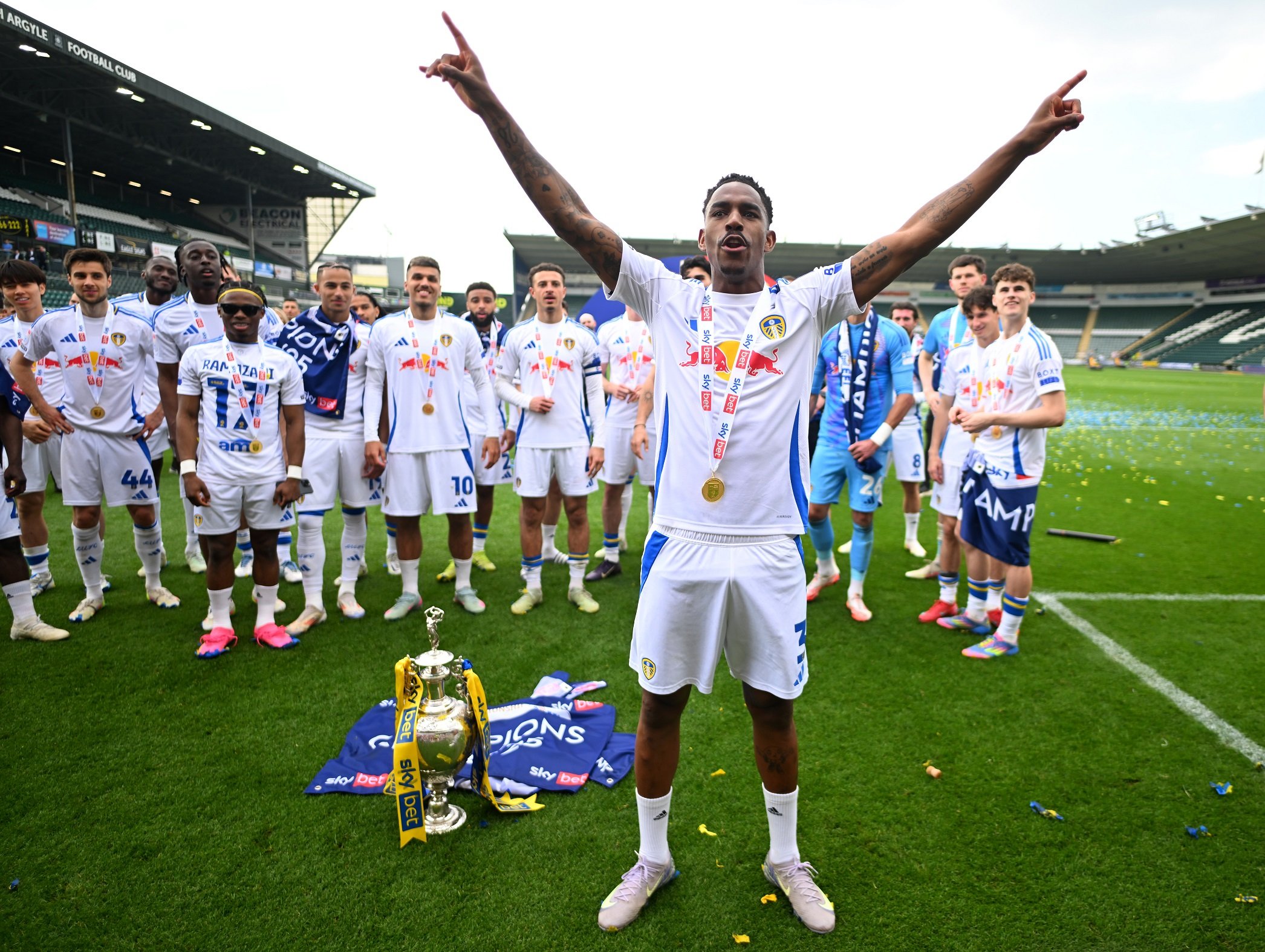 Joueurs de Leeds United célébrant une victoire