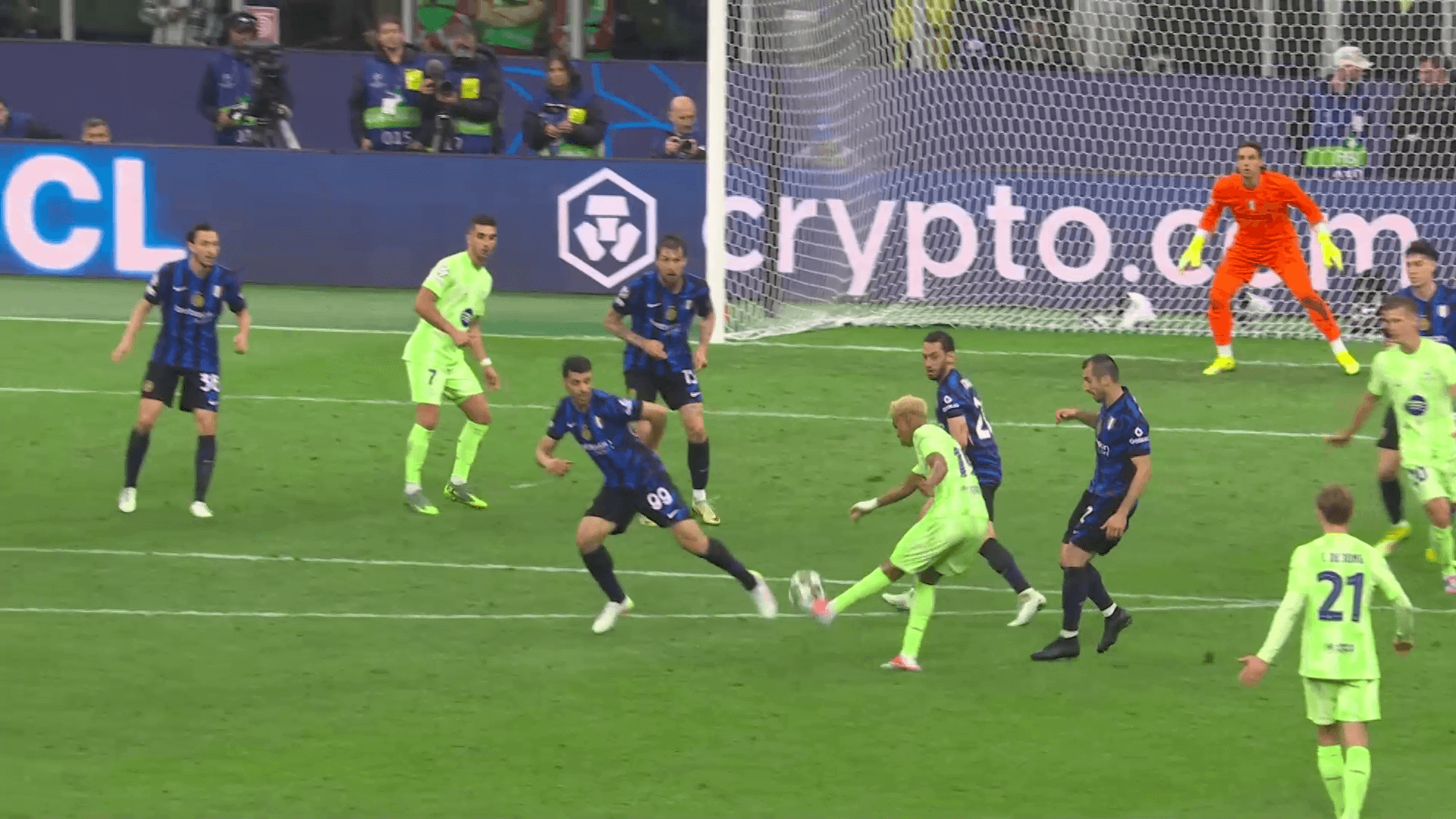 Plongeon décisif de Sommer pour sauver son équipe