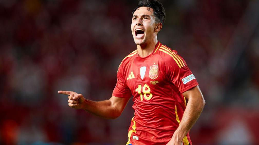 Martin Zubimendi célébrant un but