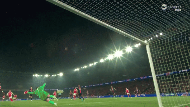 Arsenal éliminé en demi-finale