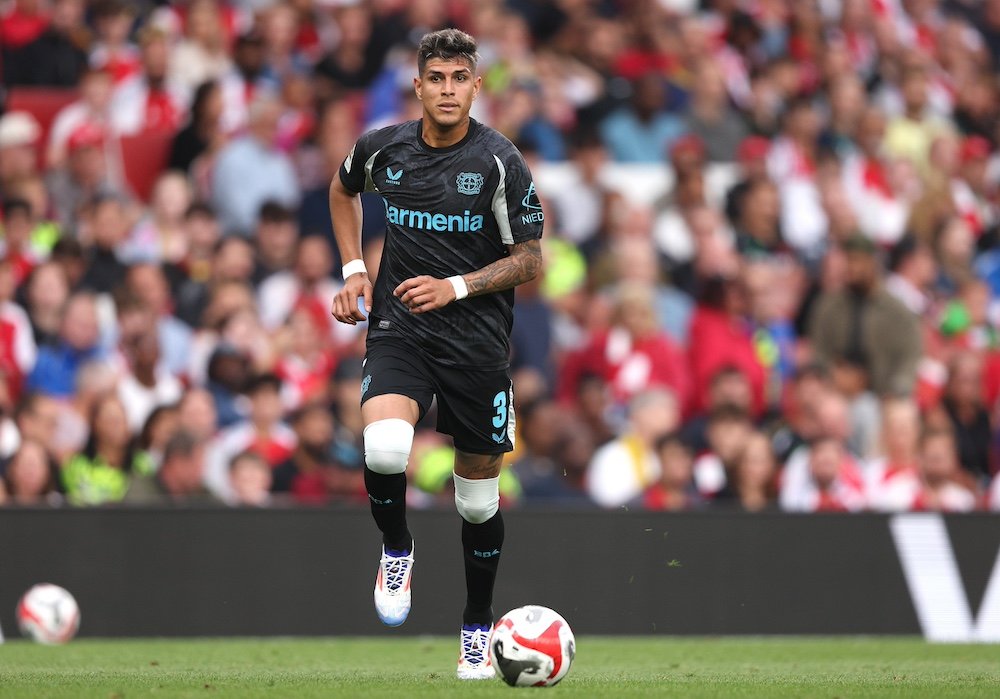 Piero Hincapie en action