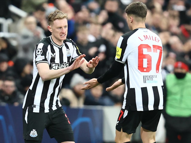 Sean Longstaff et Lewis Miley, milieux de Newcastle United