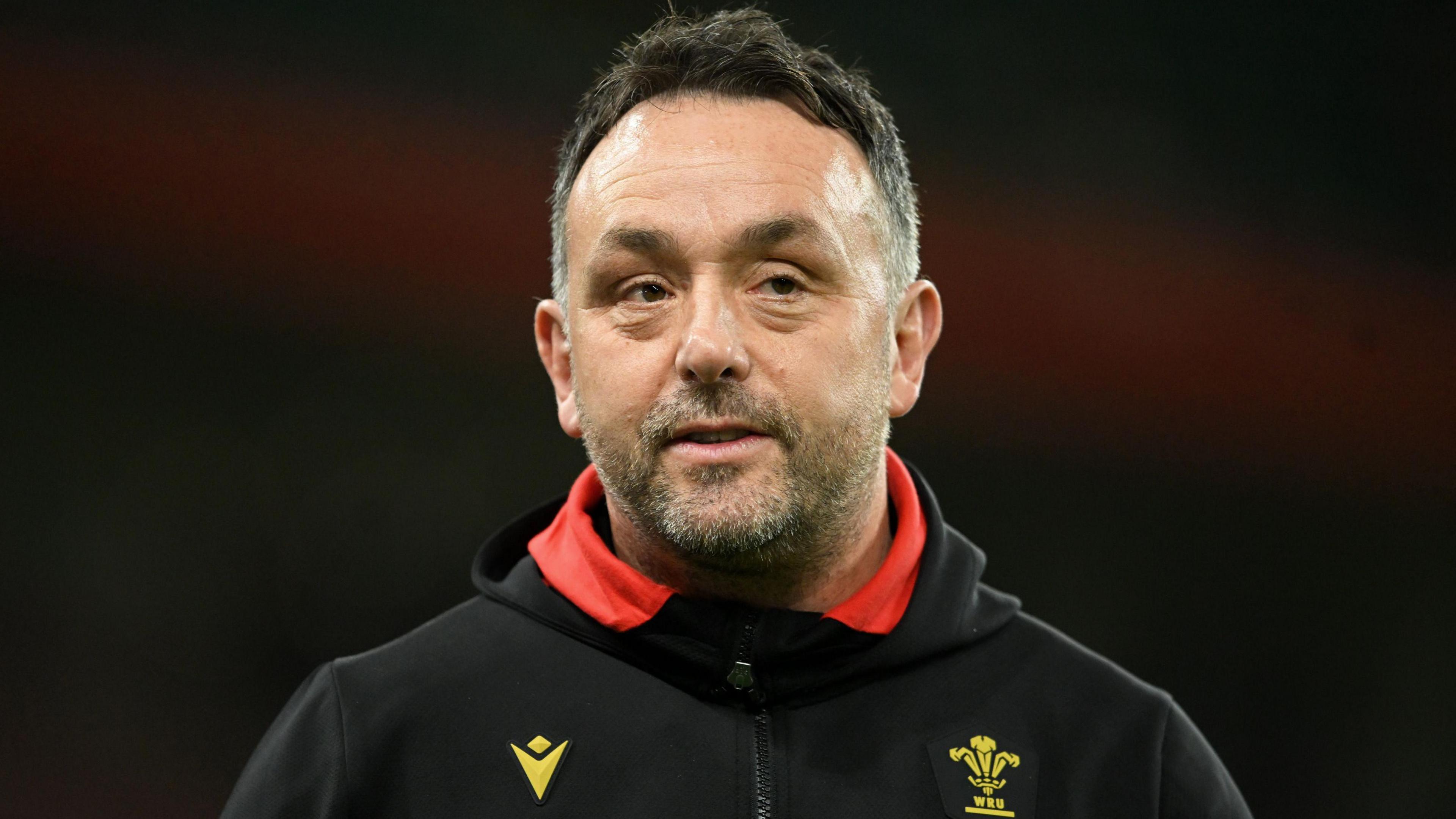 Matt Sherratt pendant son intérim au Pays de Galles lors du Six Nations