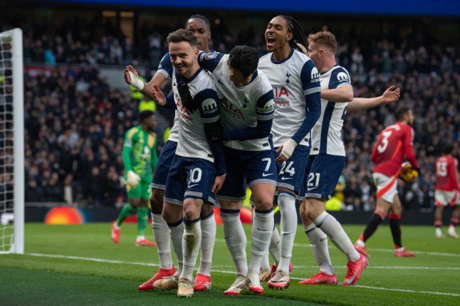 Tottenham Hotspur FC v Manchester United FC - Premier League