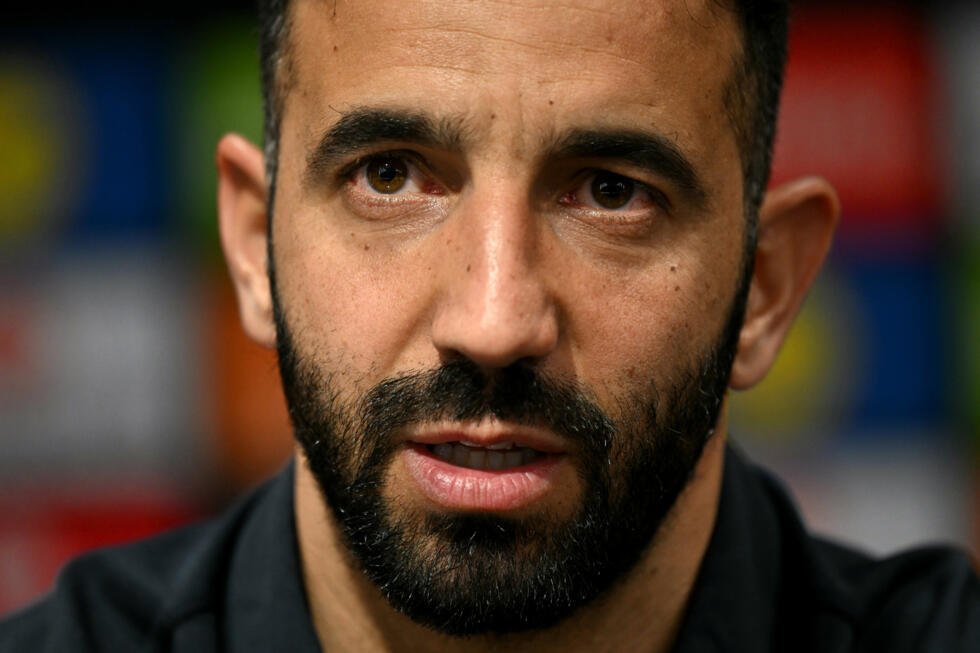 L'entraîneur portugais de Manchester United, Ruben Amorim, en conférence de presse, le 14 mai 2025