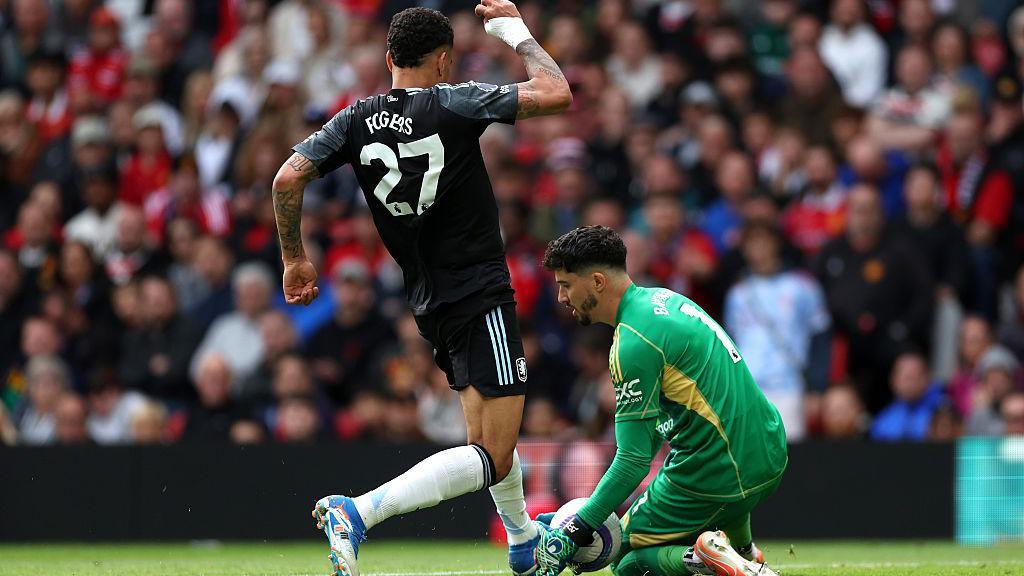 Morgan Rogers, qui pensait avoir marqué pour Aston Villa