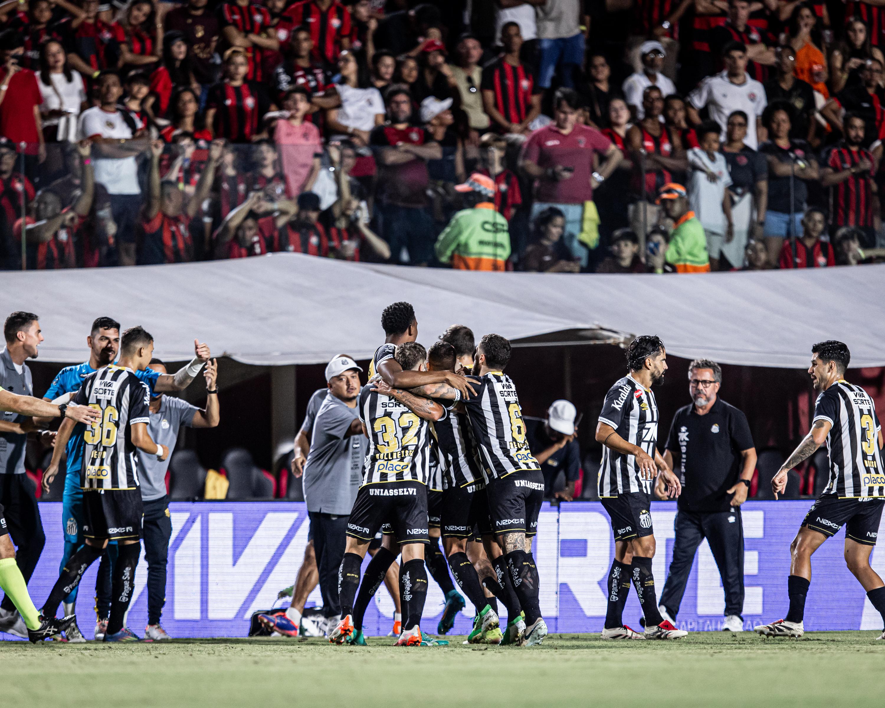 Match Santos vs Vitória au Brasileirão 2025
