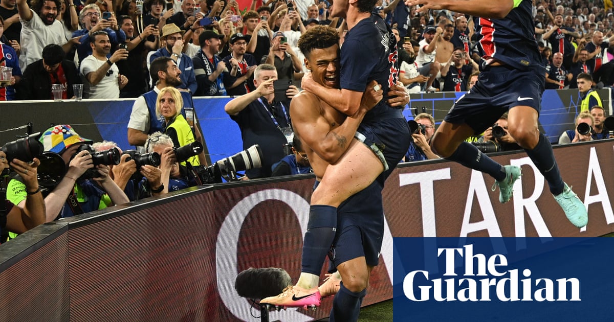 Désiré Doué- étoile montante du PSG- mène leur triomphe européen