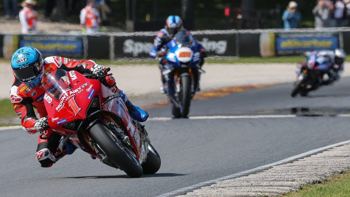 Josh Herrin remporte la Course Superbike MotoAmerica à Elkhart Lake