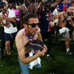 PSG triomphe en Ligue des Champions - invasion de terrain historique