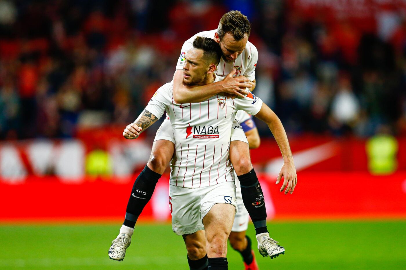 Affaire NFT : six ex-Joueurs du Séville impliqués dans une escroquerie