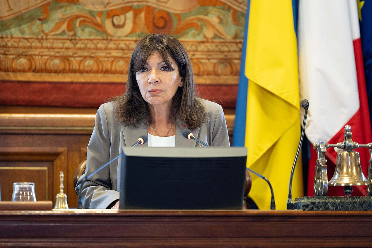 Anne Hidalgo boycottée par le PSG : conflit avec Nasser Al-Khelaïfi