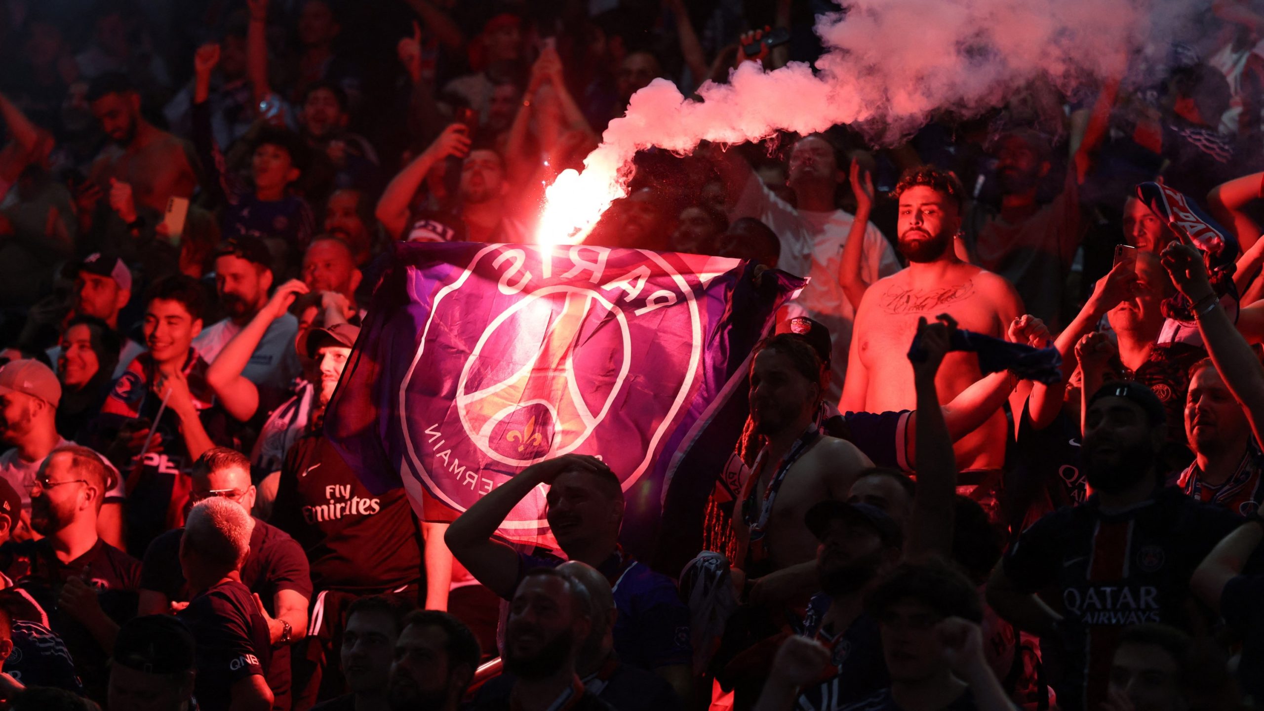 Après la victoire du PSG en Ligue des Champions, des supporters déchaînés à Munich