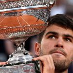Carlos Alcaraz remporte une finale historique à Roland-Garros
