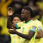 Condamnation de supporters pour avoir pendu un mannequin de Vinicius en Espagne