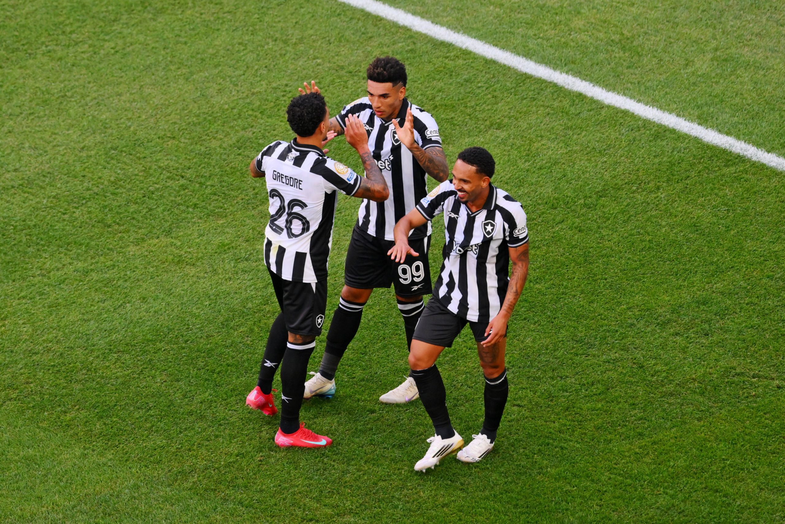 Coupe du Monde des Clubs : Botafogo bat Seattle et affronte le PSG