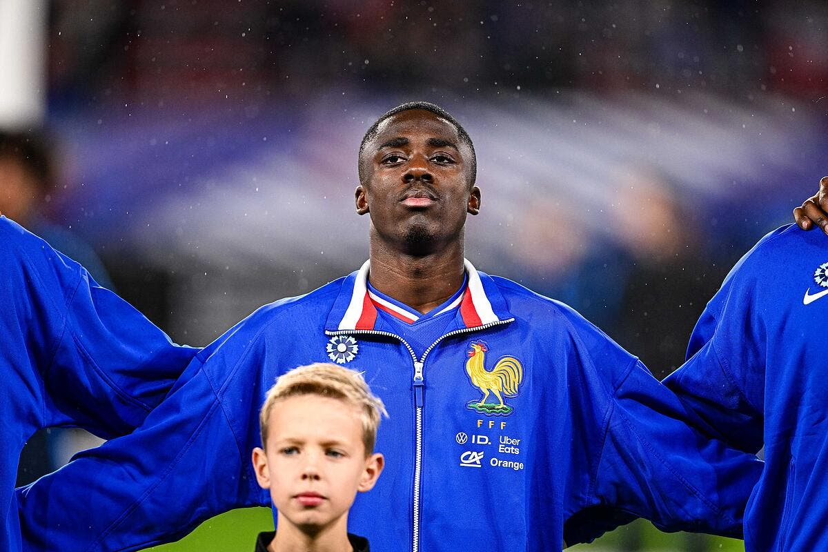 Crise à l'OL : Monaco vise Saël Kumbedi à prix réduit cet été