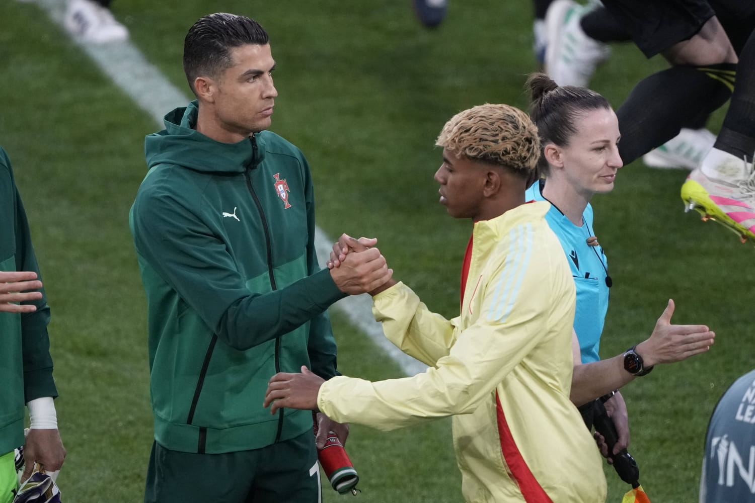 Cristiano Ronaldo loue le talent de Lamine Yamal avant la finale