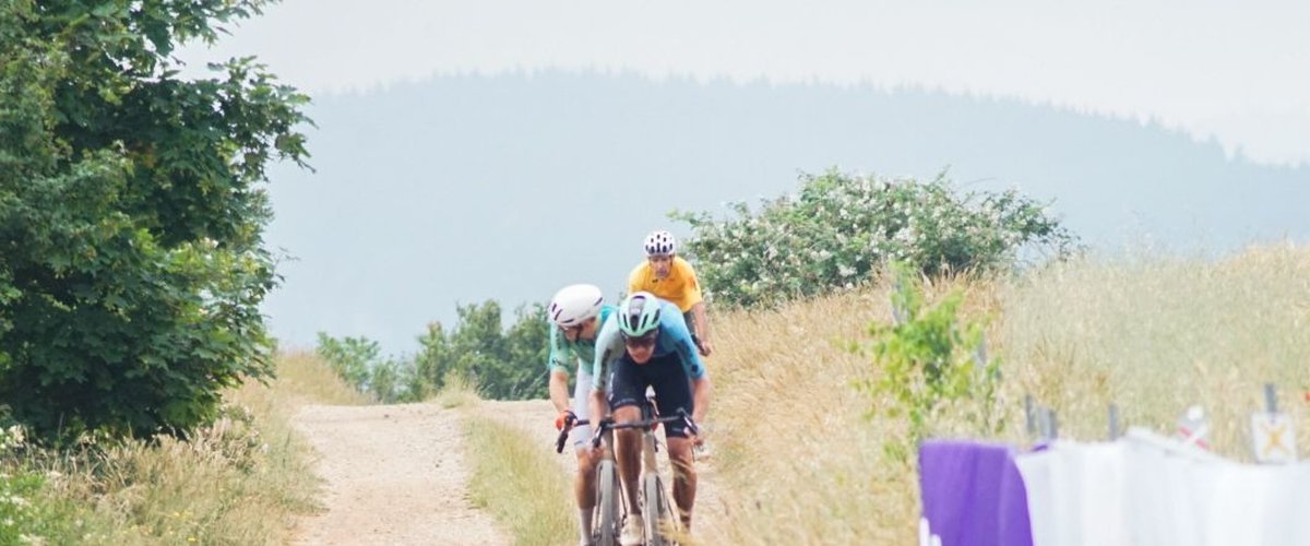 Cyclisme : Victoires de Dorian Godon et Axelle Dubau-Prévot à Millau 2025