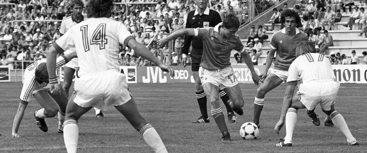 Décès de Bernard Lacombe : légende du football français et de l'Olympique Lyonnais