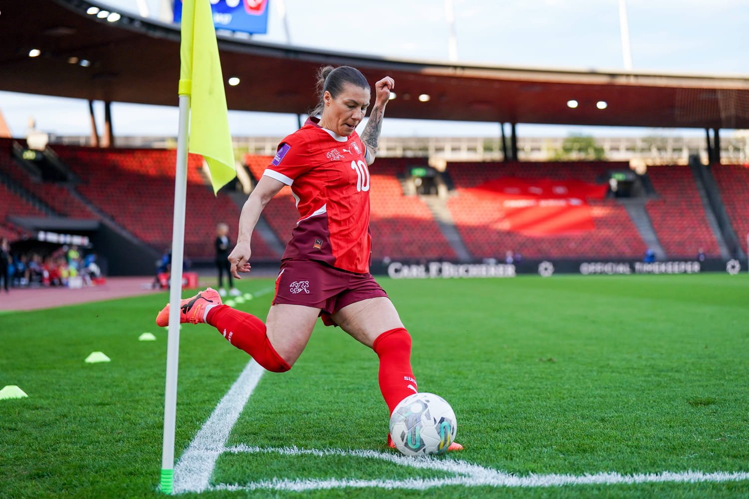 Défaite historique de la Suisse féminine face à une équipe U15 : explication controversée