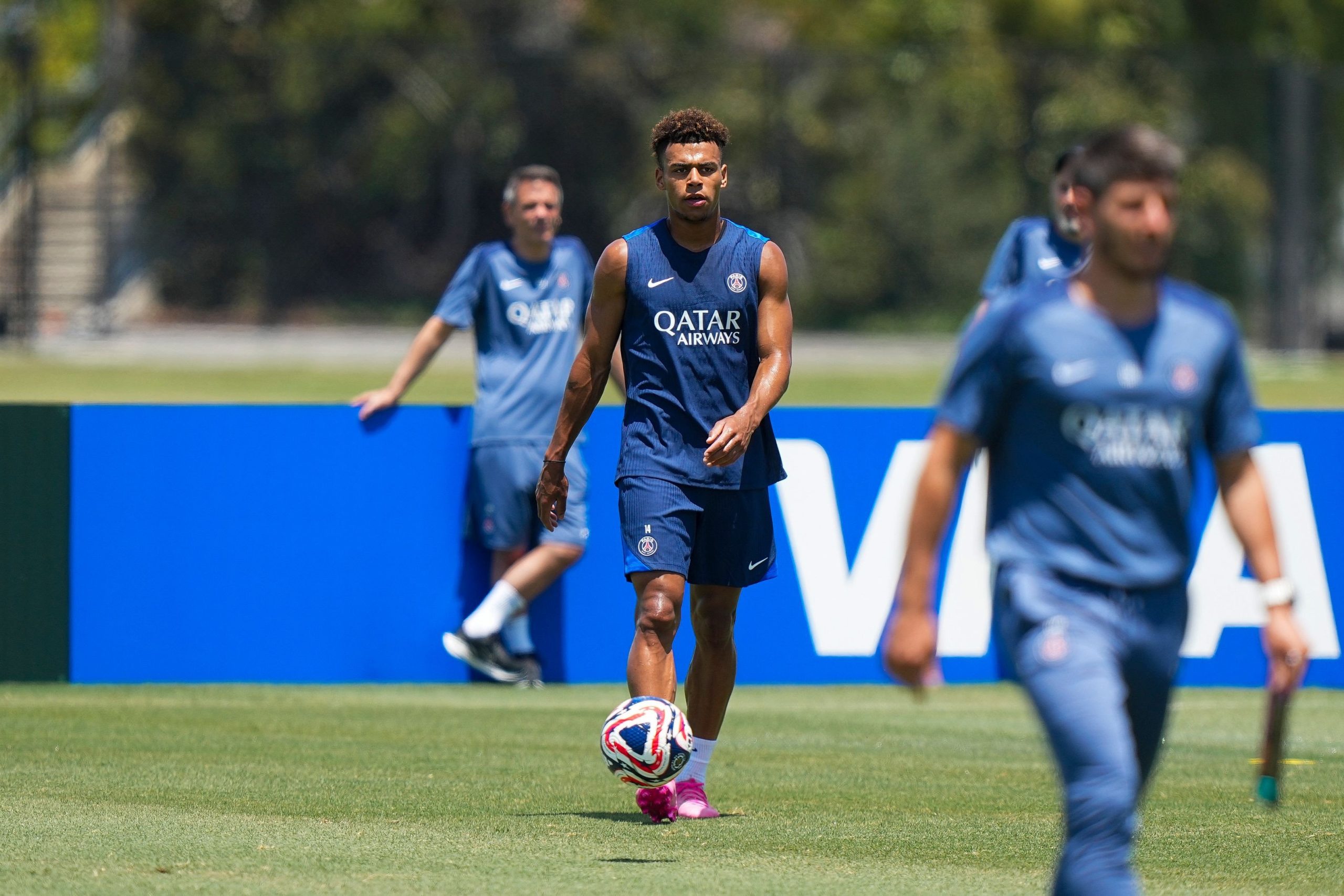Désiré Doué : La nouvelle star du PSG sous pression