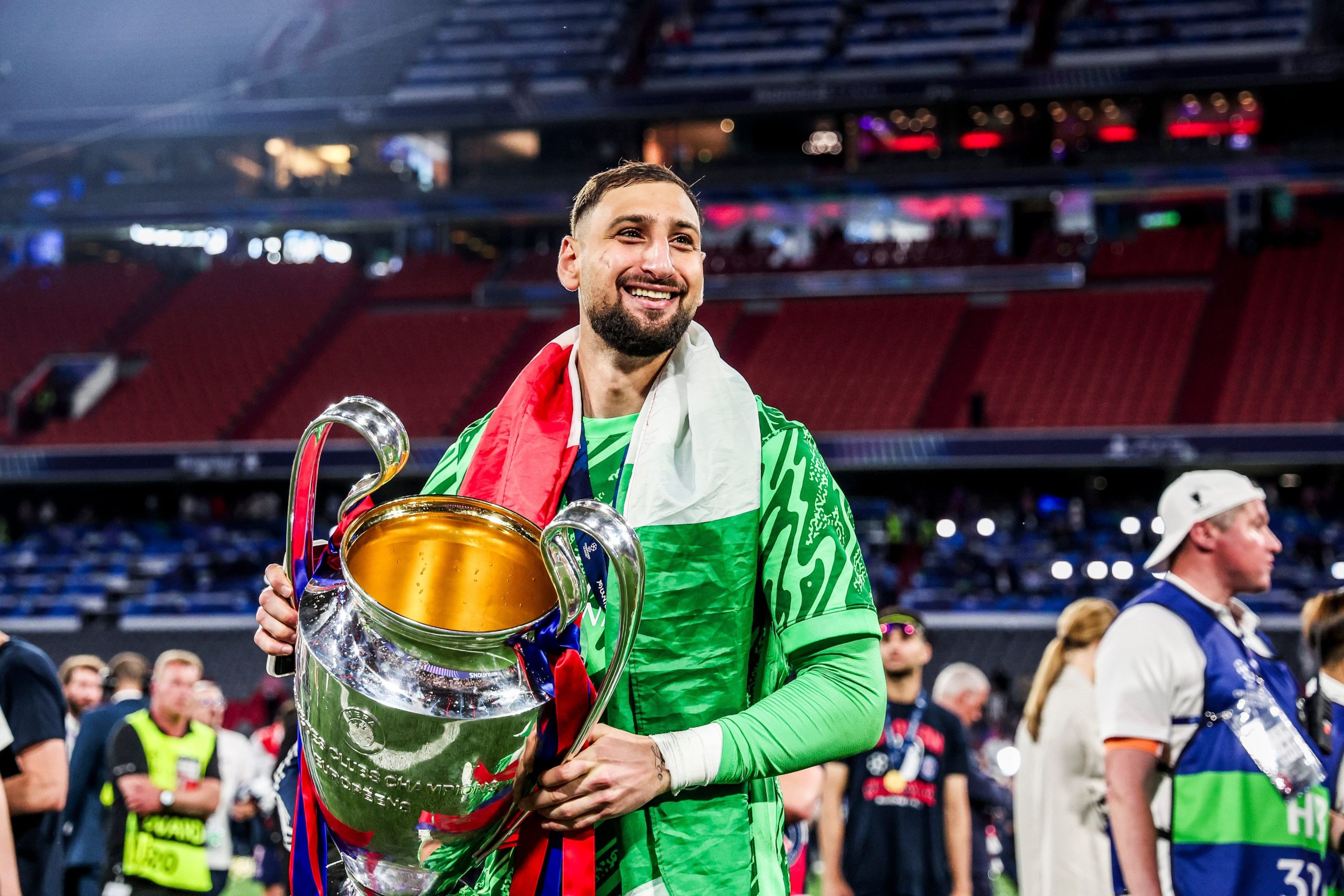 Donnarumma : Le clan PSG privilégie le futur en France