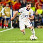 Fenerbahçe tente un transfert improbable pour Rayan Cherki