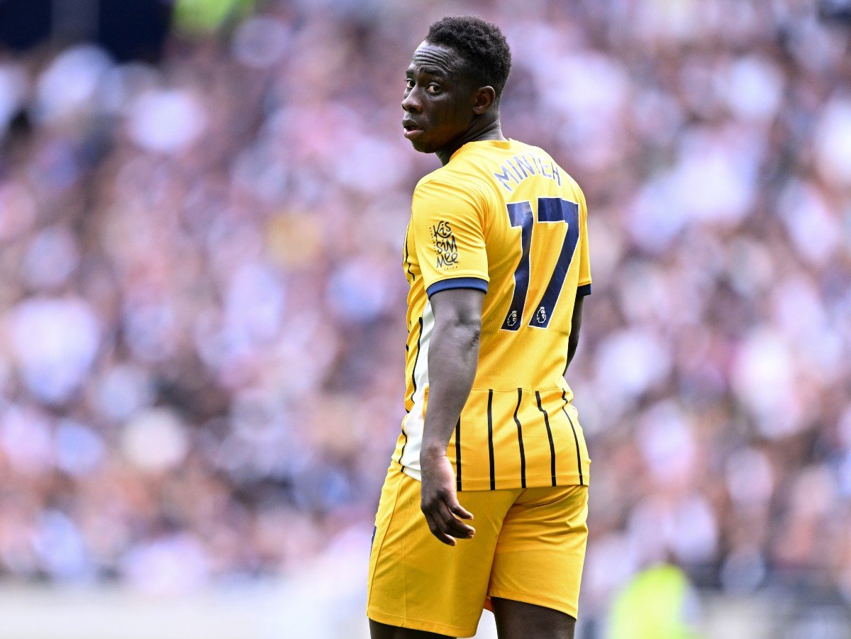 Yankuba Minteh en action pour Brighton