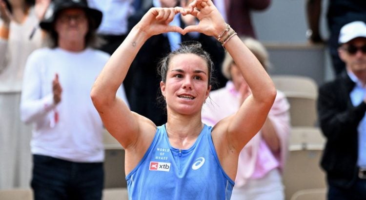 Loïs Boisson lors de Roland-Garros, en pleine action