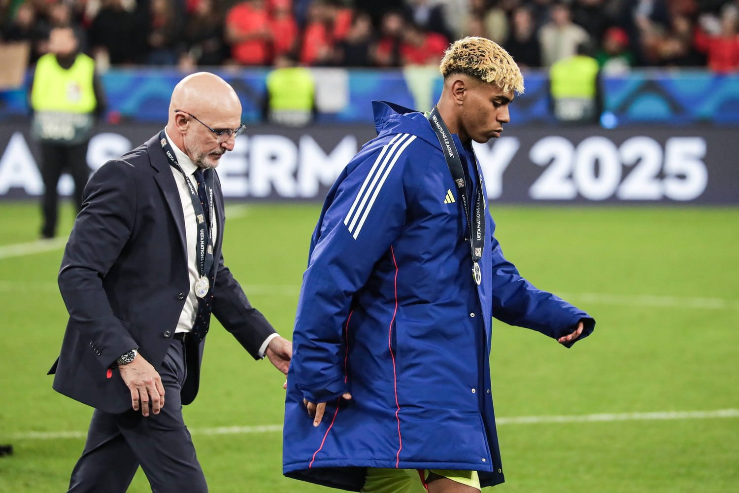 Lamine Yamal lors d'une conférence de presse